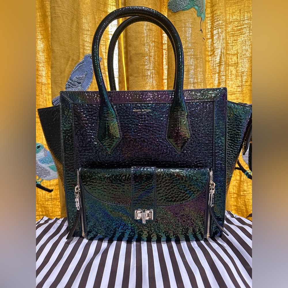 RARE AND GORGEOUS Large Henri Bendel Rivington Petrol